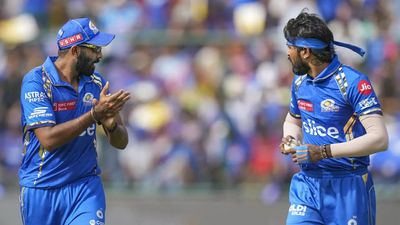 'He never played...': Hardik Pandya slammed for not utilising Jasprit Bumrah properly against Jake Fraser-McGurk