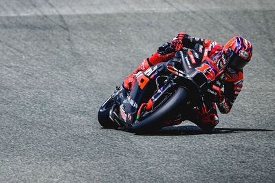 Vinales: Jerez MotoGP sprint should have been red-flagged amid crash chaos
