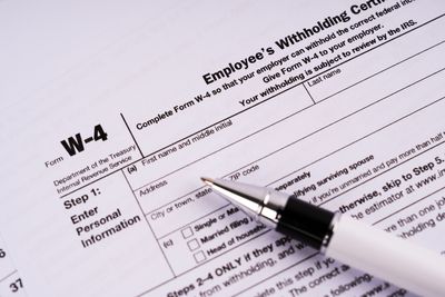 W-4 Form: Tax Withholding Tips to Optimize Your Taxes This Year