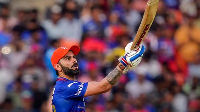 Run-machine Virat Kohli equals David Warner's massive IPL record, becomes first batter this season to...