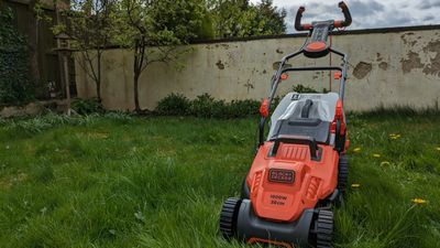 Black + Decker BEMW472BH Electric Lawn Mower review: a corded electric lawn mower with easier steering