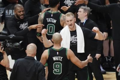 Brad Stevens Named NBA Executive Of The Year