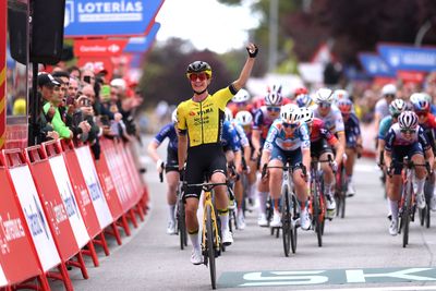 Marianne Vos powers to stage three Vuelta Femenina victory, Blanka Vas keeps race lead