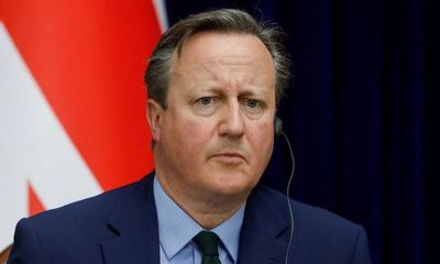 David Cameron urges Hamas to agree to 40-day Gaza ceasefire deal