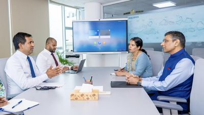 India, Maldives hold talks to enhance trade cooperation