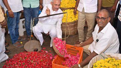 YSRCP will boost flower exports from Kadiyam, promises B.C. Welfare Minister