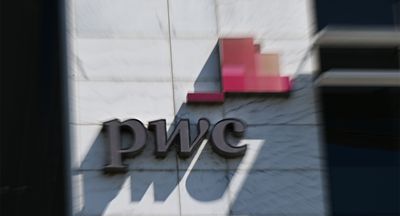 Government paves the way to resume handing contracts to PwC Australia