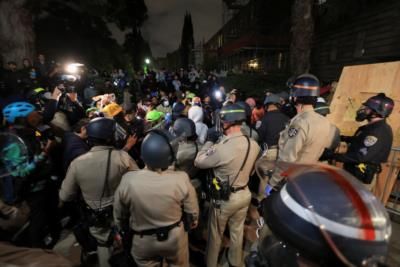 Protesters At UCLA Face Potential Removal By Law Enforcement