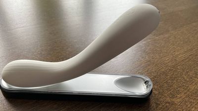 Iroha Mai Tsuru review: Iroha’s latest vibrator that plays with haptic technology
