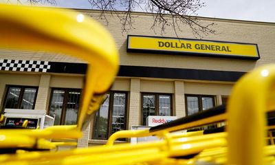Investors push to rein in Dollar General CEO pay and perks