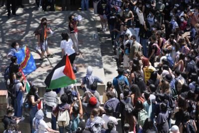 UCLA Warns Against Anti-Israel Encampment In Dickson Plaza