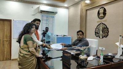 Chirag Paswan files his nomination from Hajipur, his late father’s stronghold