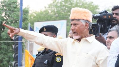 Chandrababu Naidu promises to preserve 4% reservations to Muslims in Andhra Pradesh