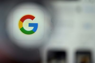 US Judge Grills Both Sides In Landmark Google Antitrust Trial