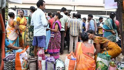Labourers in Vijayawada in the lurch due to A.P. govt.’s new sand policy