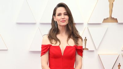Jennifer Garner creates a modern farmhouse kitchen aesthetic by tapping into this emerging textured trend
