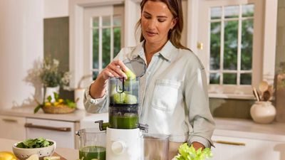 I just reviewed the most user-friendly cold press juicer I've ever tested