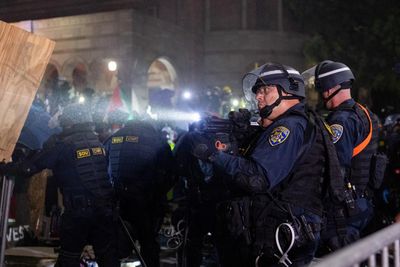 First Thing: More than 2,000 arrests on US campuses amid police crackdown