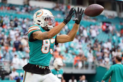 Ex-Dolphins receiver Chase Claypool joins Bills on 1-year deal