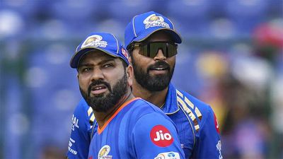 Watch: As Mumbai Indians lose again under Hardik Pandya's captaincy, 'Rohit, Rohit' chants echo in Wankhede Stadium
