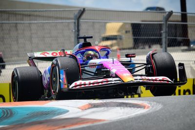 Ricciardo hit the wall twice in "awesome" Miami F1 sprint qualifying