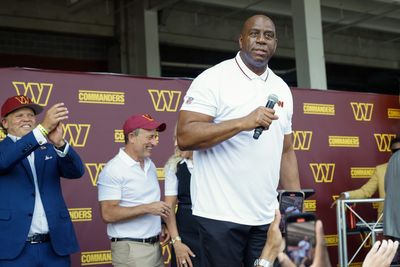 Commanders star Terry McLaurin has lunch with Magic Johnson