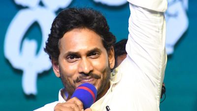 Jagan accuses Naidu of making ‘unheard of and unbelievable’ promises