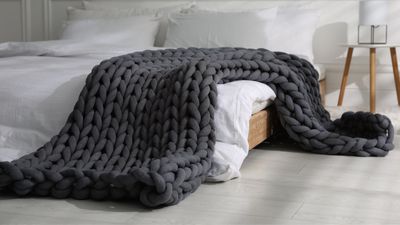 Experts reveal 8 weighted blanket benefits including reduced anxiety, insomnia and boosted serotonin