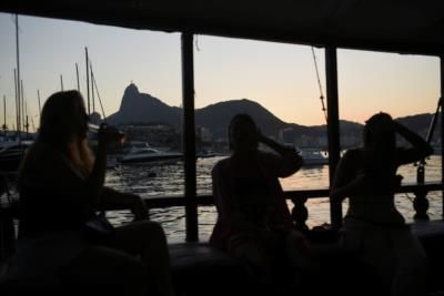 Madonna Fans Flock To Copacabana Beach For Free Concert