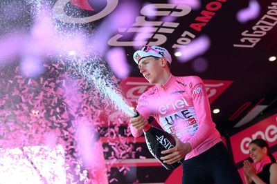Who is leading the Giro d’Italia 2024 after stage 13?