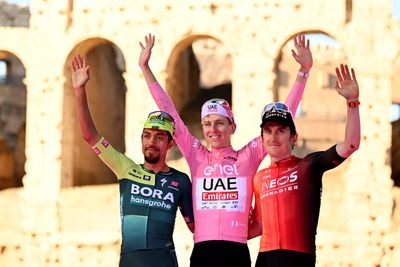 Who won each classification at the Giro d'Italia 2024?