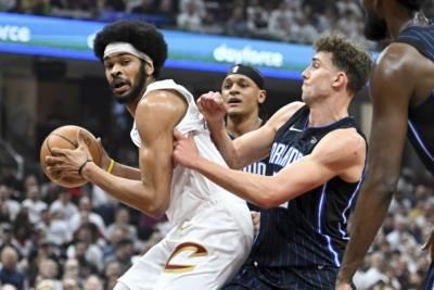 Cavaliers' Jarrett Allen Out For Game 7 With Rib Injury
