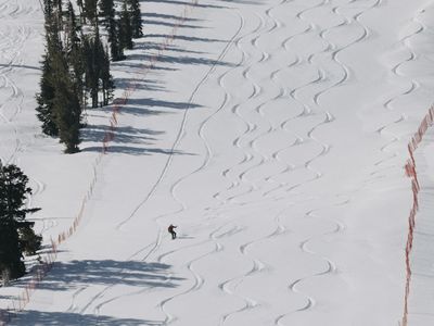 Sierra Nevada records snowiest day of the season from a brief but potent storm