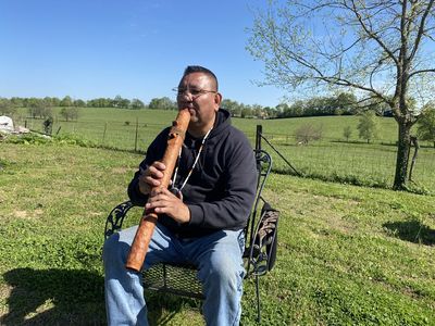 A Native American flute maker from Kentucky is on a mission