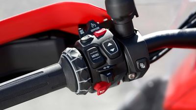 BMW's New Automated Shift Assistant Kills Motorcycle Clutch Levers