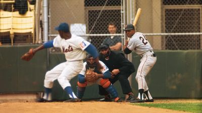 Look Away Willie Mays—There’s a Crisis at Center Field