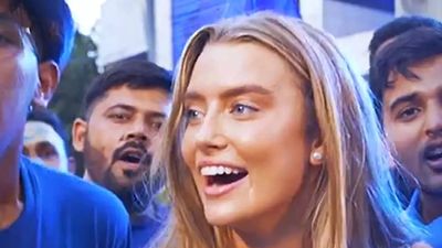 Matthew Hayden's daughter Grace chants 'Mumbaicha Raja Rohit Sharma', Australian style. Watch