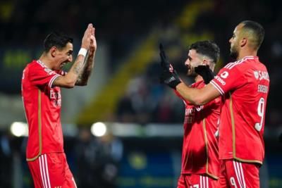 Angel Di María Celebrates Victory With Teammates In Heartwarming Snapshot