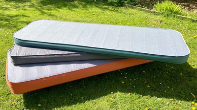 Quechua vs Coleman vs Vango: which is the best self-inflating camping mattress?