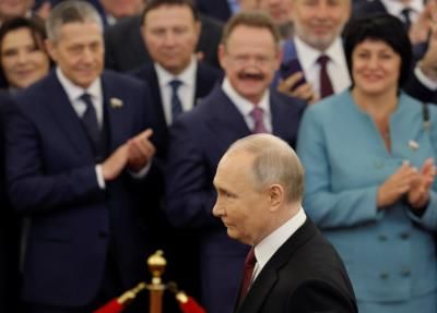 Putin Inaugurated For New Term Amid US Boycott
