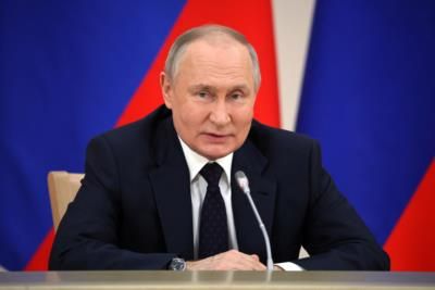 Russia Threatens Strikes On British Military Installations