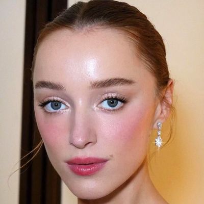 Phoebe Dynevor at the Met Gala is every bride's dream make-up look - here's how to recreate it