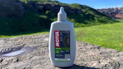 Motul Chain Lube Dry review – a more eco-friendly bike chain lube