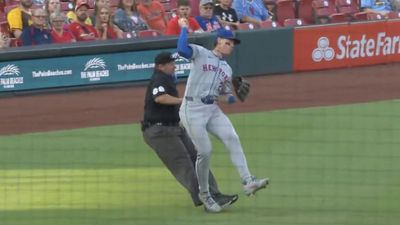 Mets' Brett Baty Hilariously Fell Over an Umpire While Trying to Make a Throw