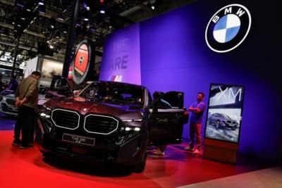 BMW Expects Lower Pre-Tax Profit In 2024 Due To Costs