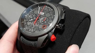 Hands on with the Dior Chiffre Rouge – an asymmetrical masterpiece