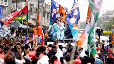 Rae Bareli ready to save democracy, Priyanka Gandhi says evoking century old tie with Congress