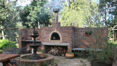 Should you build a pizza oven? A warning from the experts
