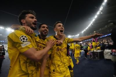 Borussia Dortmund Triumphs Over PSG On Social Media