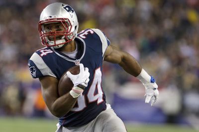 Texans hire former New England Patriots RB Shane Vereen as player personnel assistant